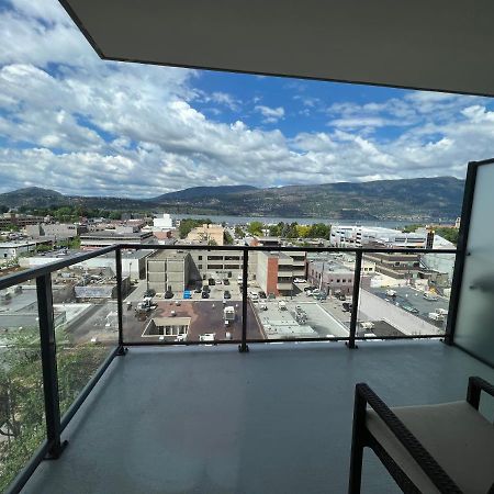 Amazing Brand New Lakeview Condo Downtown Kelowna Ngoại thất bức ảnh