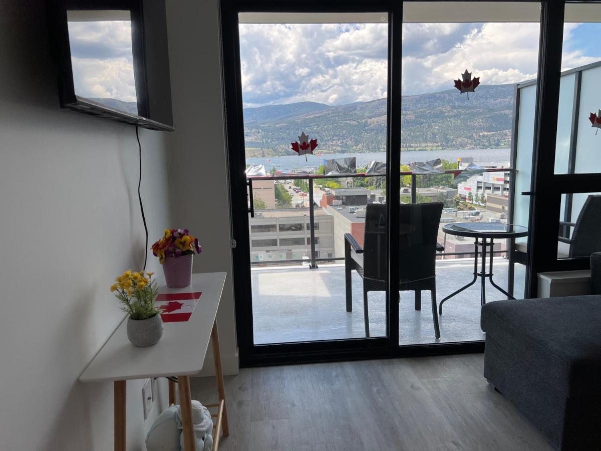 Amazing Brand New Lakeview Condo Downtown Kelowna Ngoại thất bức ảnh