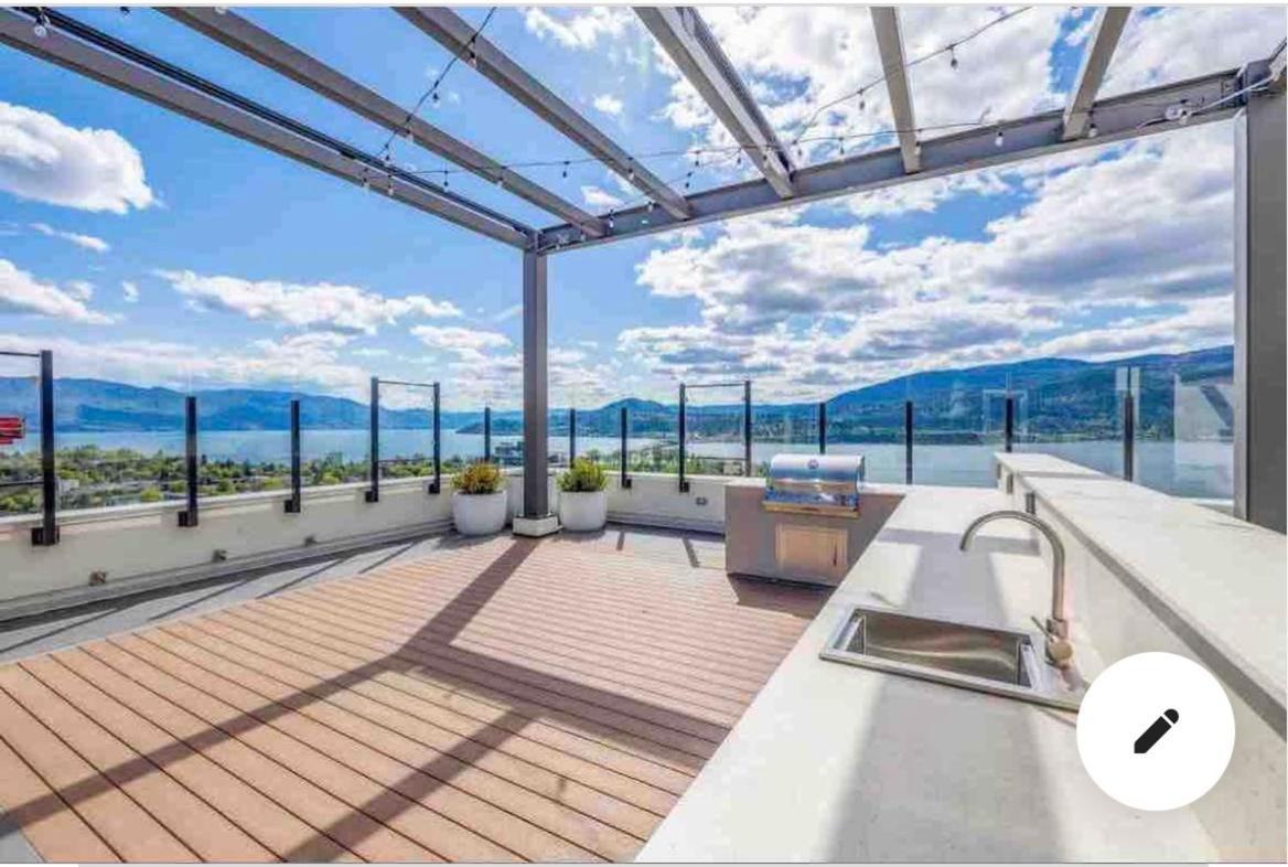 Amazing Brand New Lakeview Condo Downtown Kelowna Ngoại thất bức ảnh